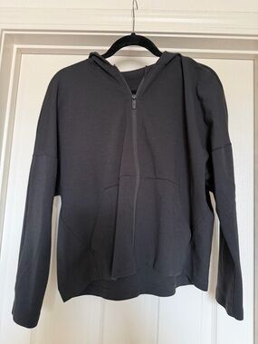 lululemon athletica Women's Black Zip-Up Hoodie Sweater